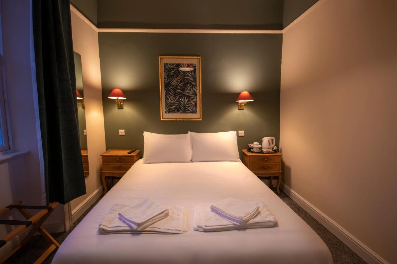 Douglas Arms Hotel Касъл Дъглас Екстериор снимка