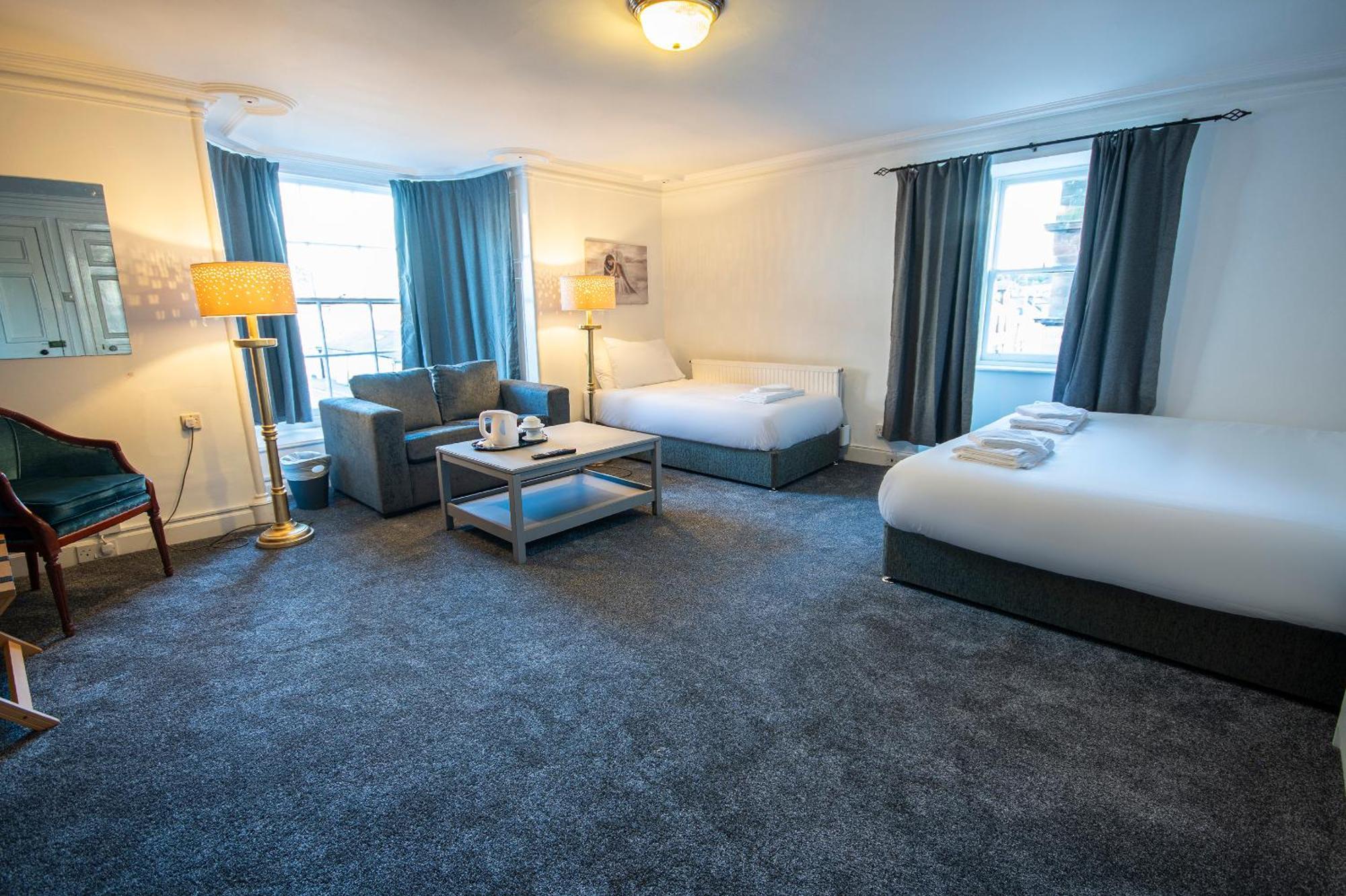 Douglas Arms Hotel Касъл Дъглас Стая снимка